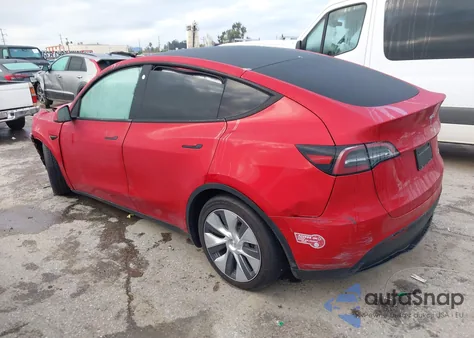 2023 Tesla Model Y Awd/Long Range Dual Motor All-Wheel Drive z USA, uszkodzony, nr VIN 7SAYGDEE2PA107654